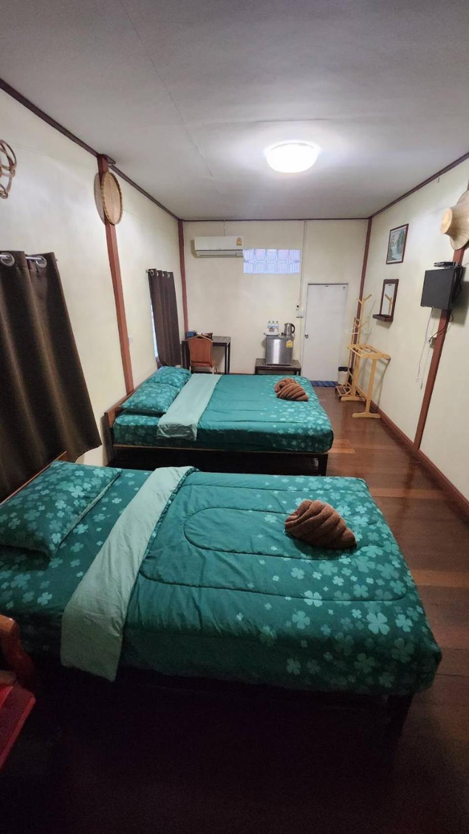 Baan Khun Ya Ayutthaya Otel Dış mekan fotoğraf