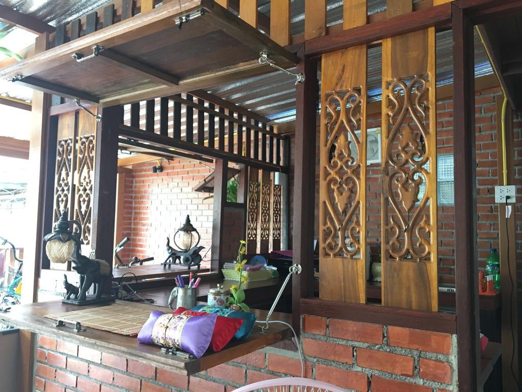 Baan Khun Ya Ayutthaya Otel Dış mekan fotoğraf