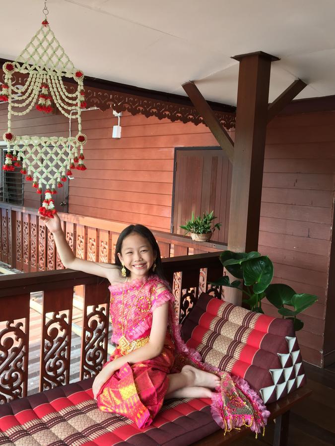 Baan Khun Ya Ayutthaya Otel Dış mekan fotoğraf