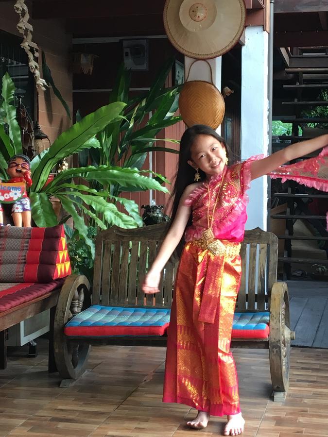 Baan Khun Ya Ayutthaya Otel Dış mekan fotoğraf